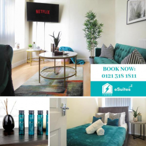 Tudors eSuites 3 Bedroom Apartment 6 Beds & Parking